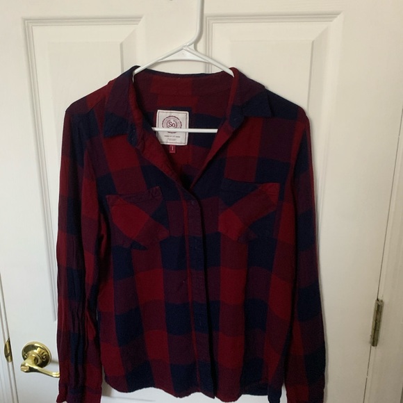 Flannel button downs - Picture 6 of 6